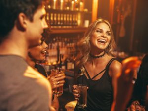 Best bars to meet women in Paris
